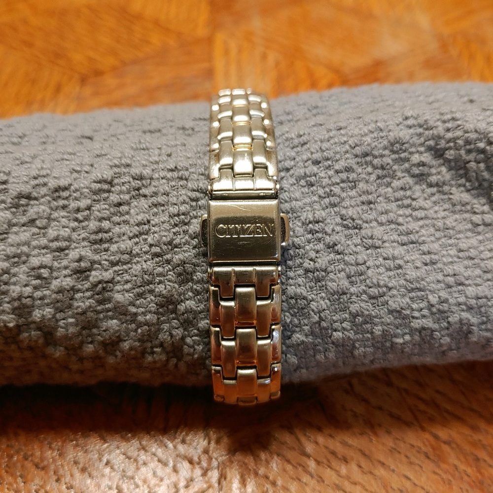 Citizen Eco-drive watch - Picture 2 of 2